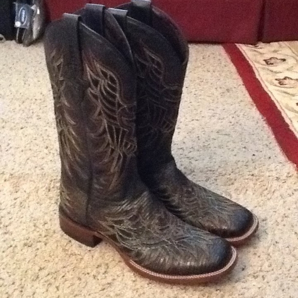 lucchese snakeskin